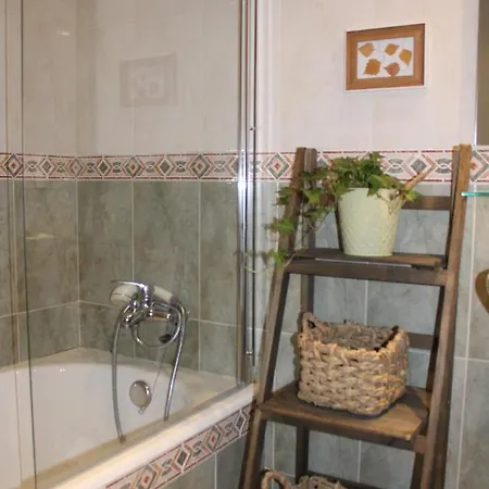La Casa De Abedules Apartman
